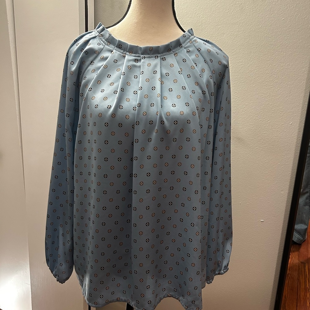 Silky Jewel Toned Ann Taylor Blouse Size Medium